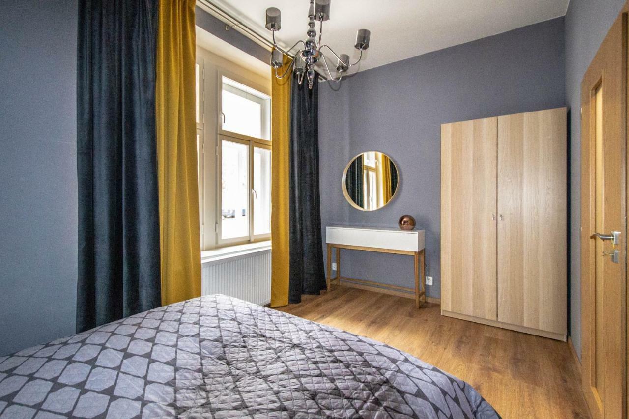 Ruterra Apartments By Cathedral Prague Exterior photo