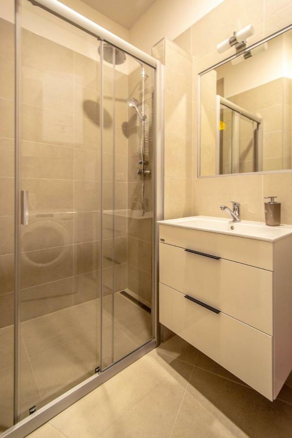 Ruterra Apartments By Cathedral Prague Exterior photo